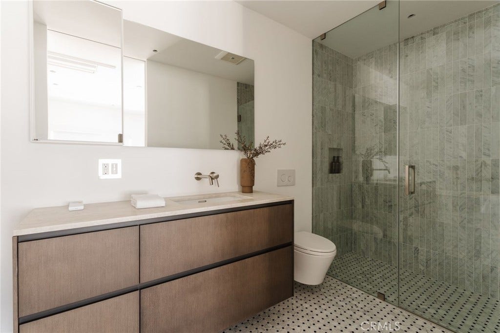 202 Calle Miramar, Redondo Beach, CA 90277 202 Calle Miramar, Redondo Beach, CA 90277