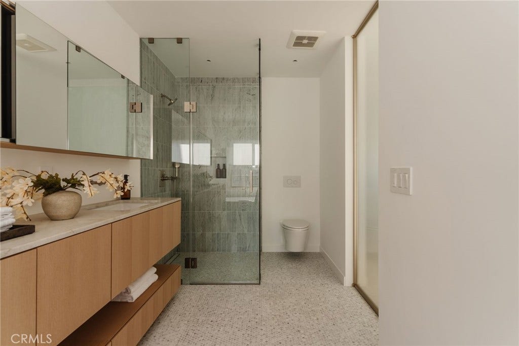 202 Calle Miramar, Redondo Beach, CA 90277 202 Calle Miramar, Redondo Beach, CA 90277