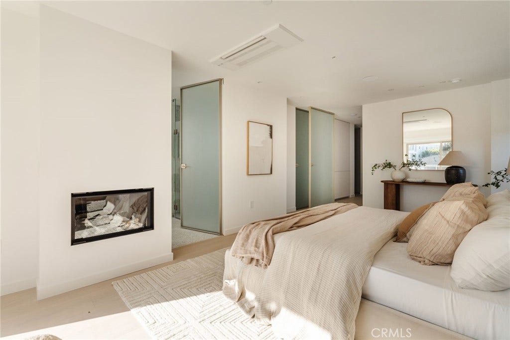 202 Calle Miramar, Redondo Beach, CA 90277 202 Calle Miramar, Redondo Beach, CA 90277
