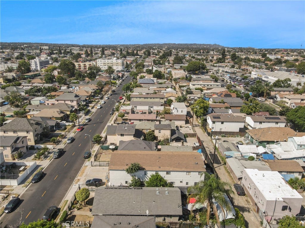 211 E 55th Street, Los Angeles, CA 90011