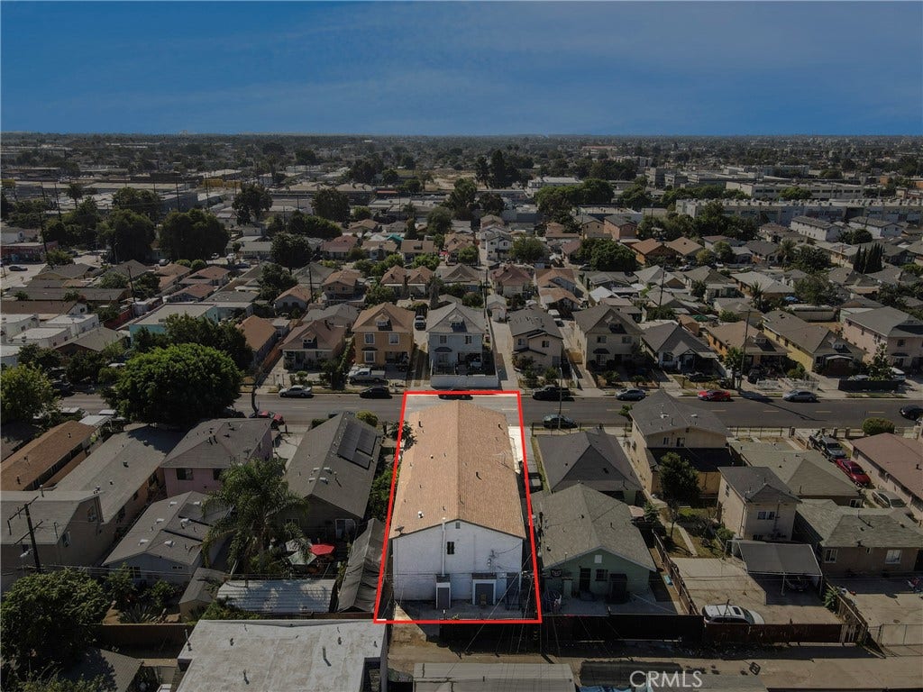 211 E 55th Street, Los Angeles, CA 90011