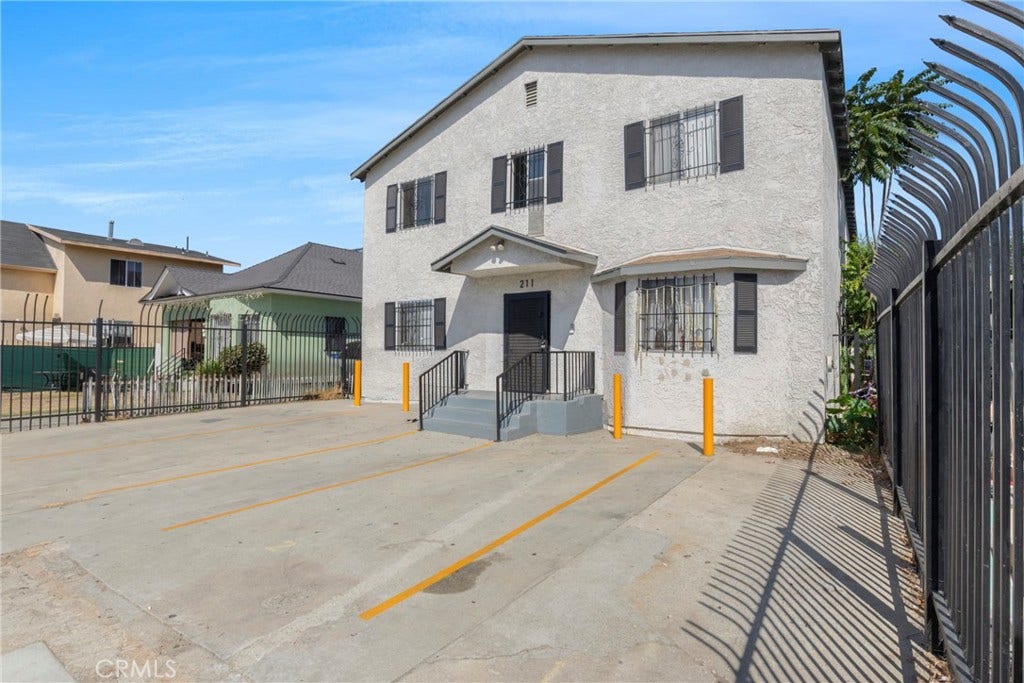 211 E 55th Street, Los Angeles, CA 90011