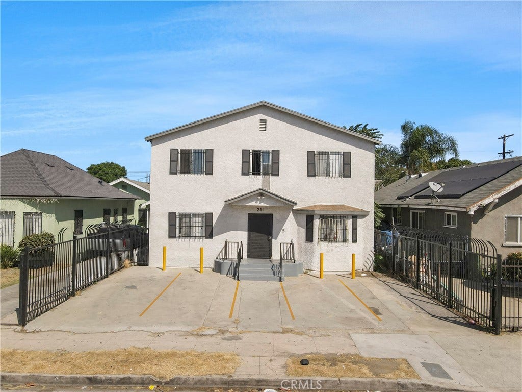 211 E 55th Street, Los Angeles, CA 90011