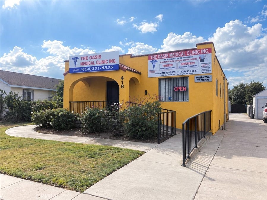 Property photo for 418 E Arbor Vitae, Inglewood, CA