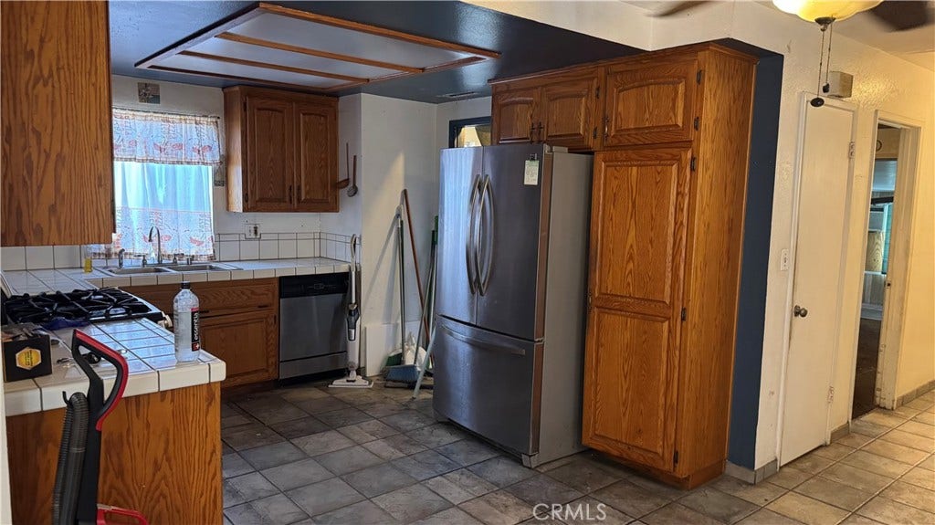 788 W 1st Street, San Pedro, CA 90731
