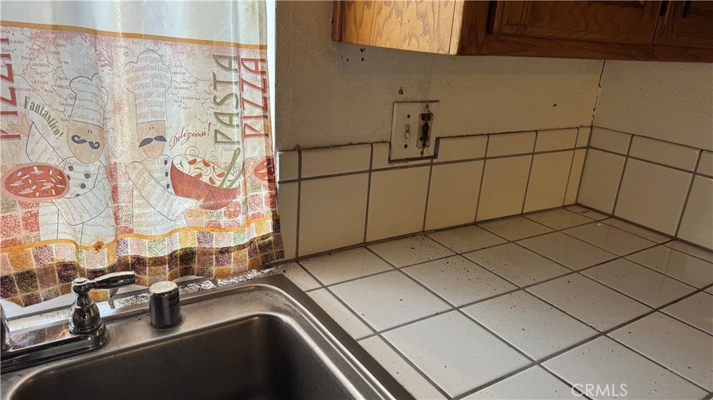 788 W 1st Street, San Pedro, CA 90731