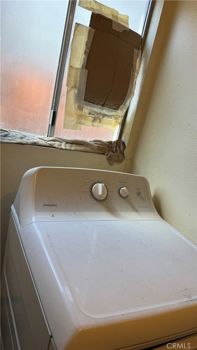 Washer and dryer on opposite ends eachother