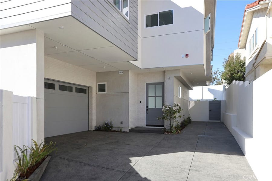 Property photo for 2019 Huntington Lane, #B, Redondo Beach, CA