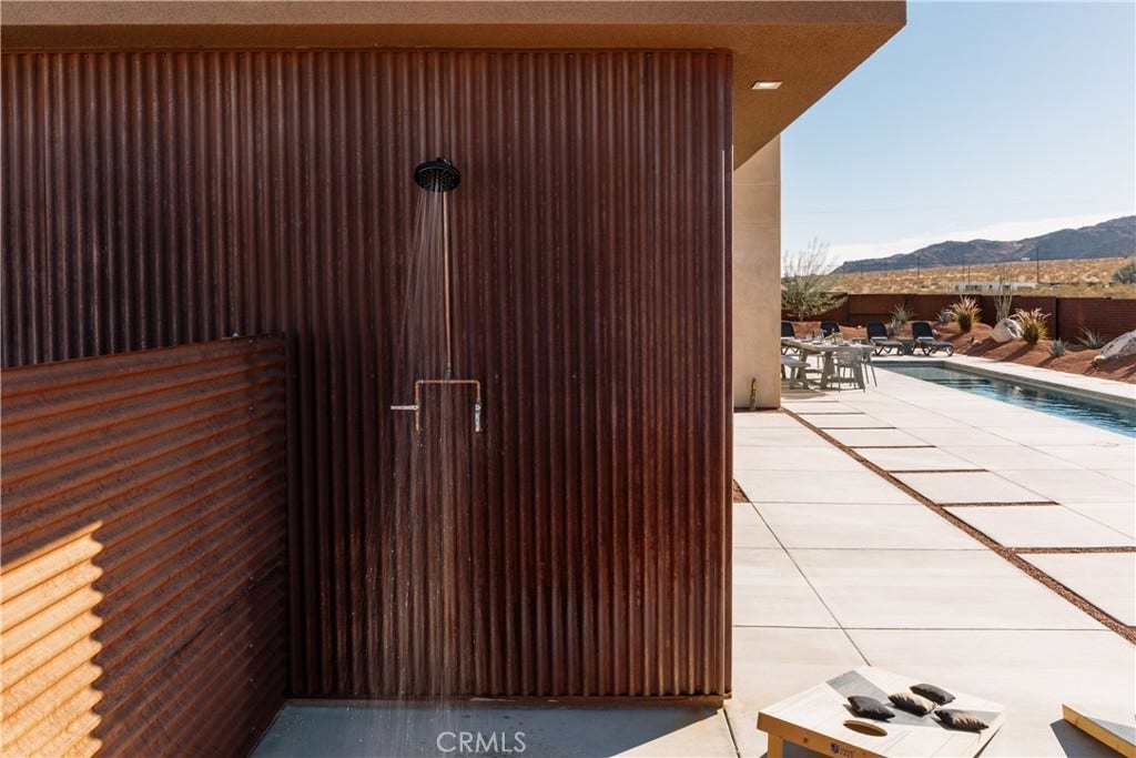 6736 Mount Shasta, Joshua Tree, CA 92252 6736 Mount Shasta, Joshua Tree, CA 92252