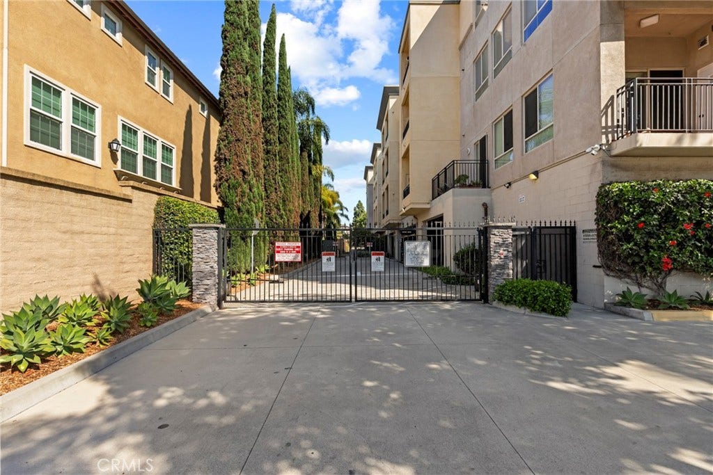 2742 Cabrillo Avenue, #212, Torrance, CA 90501 2742 Cabrillo Avenue, #212, Torrance, CA 90501