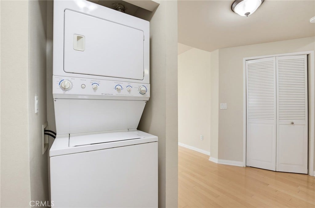 2742 Cabrillo Avenue, #212, Torrance, CA 90501 2742 Cabrillo Avenue, #212, Torrance, CA 90501