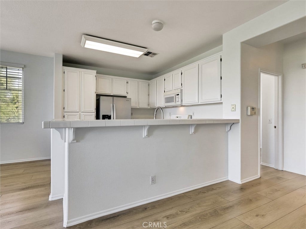 17801 Ash Court, #T, Carson, CA 90746 17801 Ash Court, #T, Carson, CA 90746
