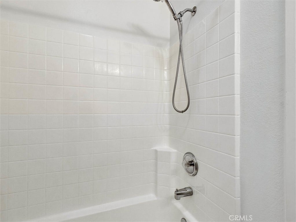 17801 Ash Court, #T, Carson, CA 90746 17801 Ash Court, #T, Carson, CA 90746