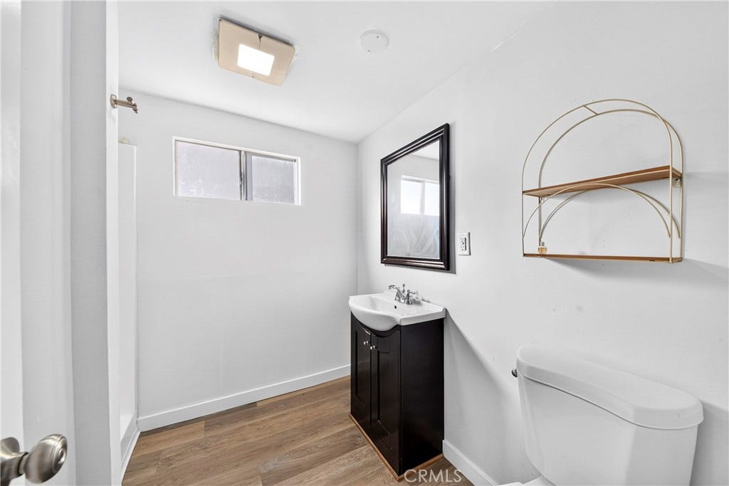 24213 Seagrove, Carson, CA 90745 Downstairs Bathroom