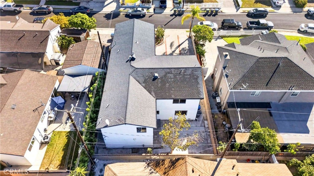 24213 Seagrove, Carson, CA 90745 24213 Seagrove, Carson, CA 90745