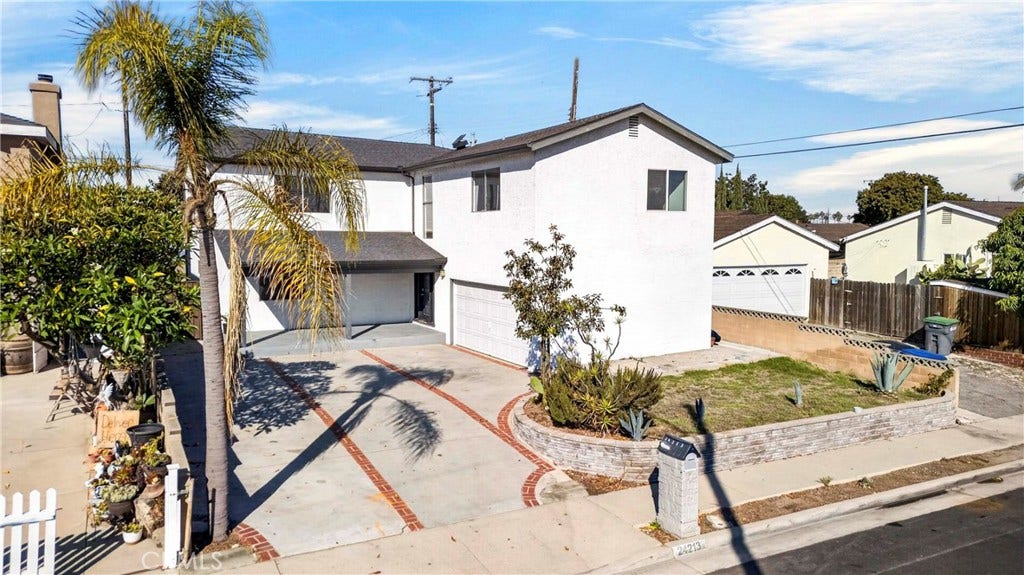 24213 Seagrove, Carson, CA 90745 Front