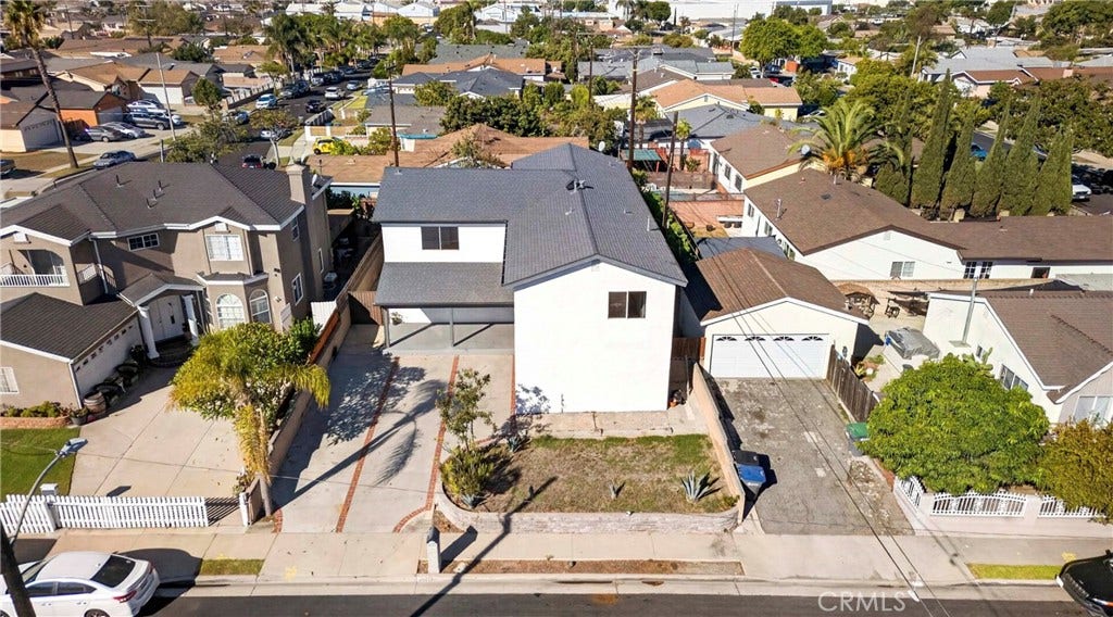 24213 Seagrove, Carson, CA 90745 24213 Seagrove, Carson, CA 90745