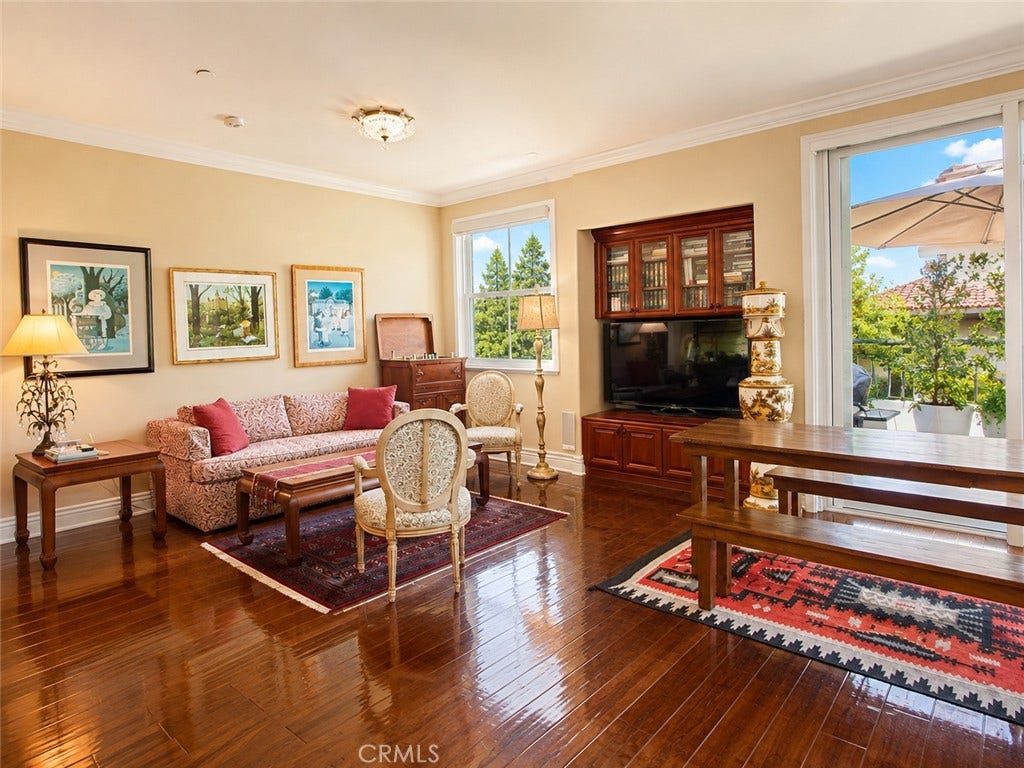 901 Deep Valley, #309, Rolling Hills Estates, CA 90274 Space redesigned for ample living