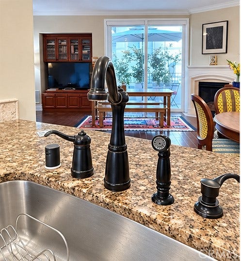 901 Deep Valley, #309, Rolling Hills Estates, CA 90274 Newer Hardware