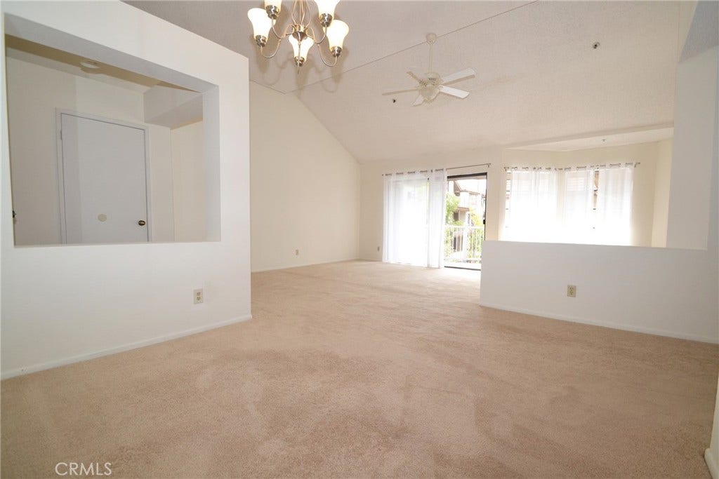 2571 Plaza Del Amo, #305, Torrance, CA 90503