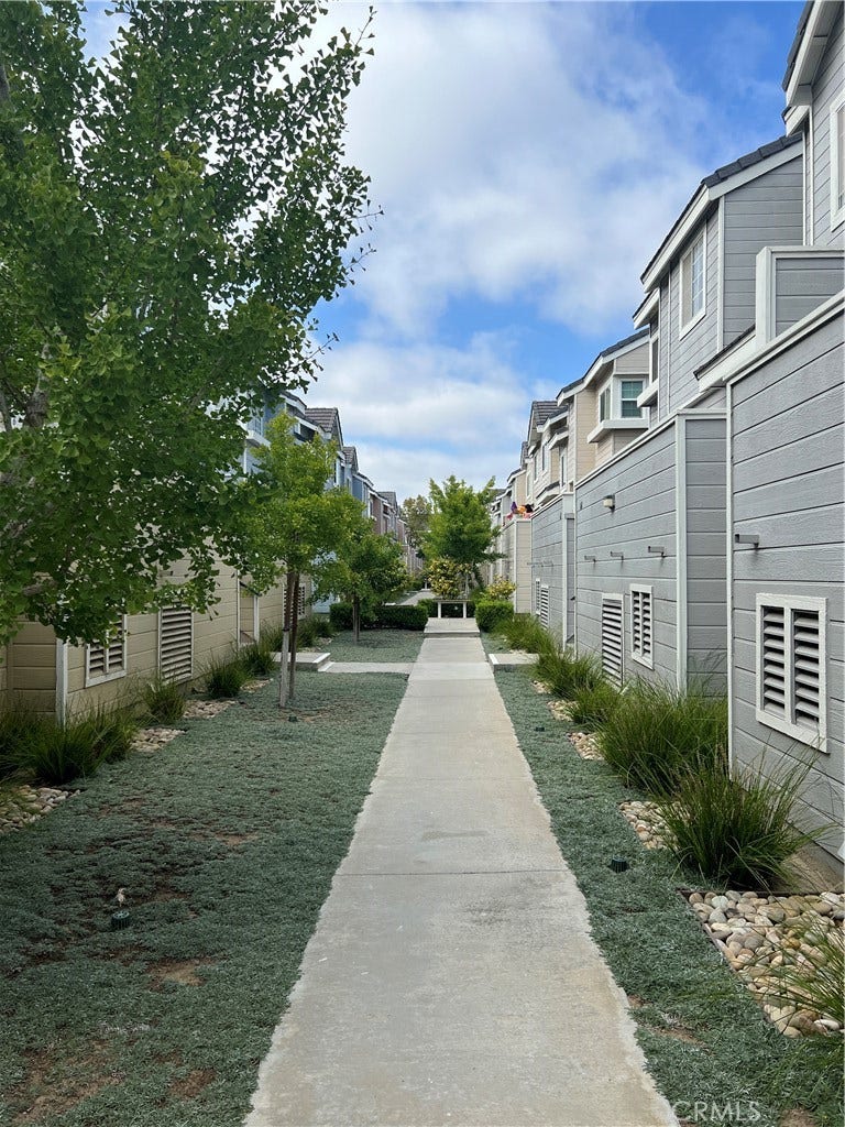 2800 Plaza Del Amo, #297, Torrance, CA 90503 2800 Plaza Del Amo, #297, Torrance, CA 90503