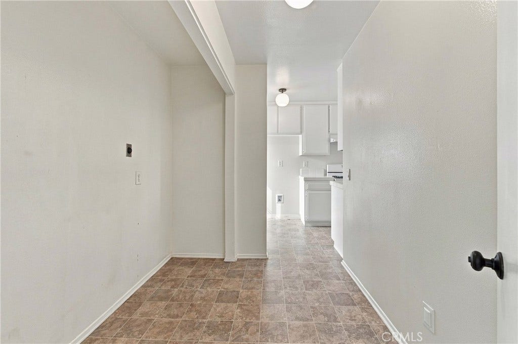334 Palm Drive, Hermosa Beach, CA 90254 334 Palm Drive, Hermosa Beach, CA 90254