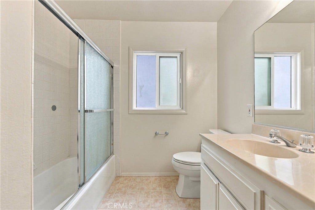 334 Palm Drive, Hermosa Beach, CA 90254 334 Palm Drive, Hermosa Beach, CA 90254