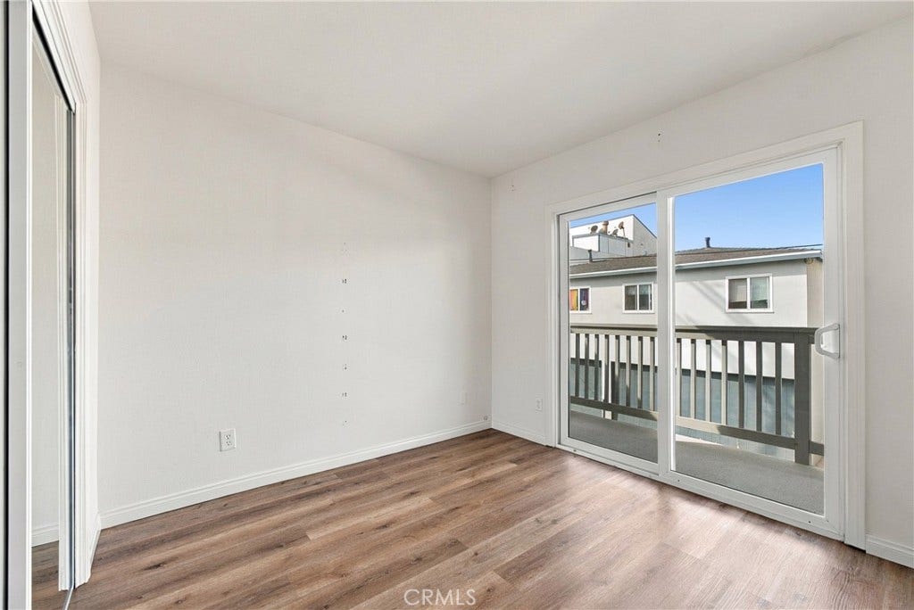 334 Palm Drive, Hermosa Beach, CA 90254 334 Palm Drive, Hermosa Beach, CA 90254