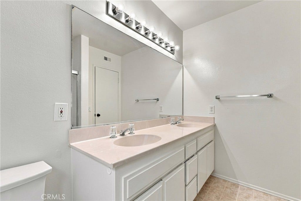 334 Palm Drive, Hermosa Beach, CA 90254 334 Palm Drive, Hermosa Beach, CA 90254