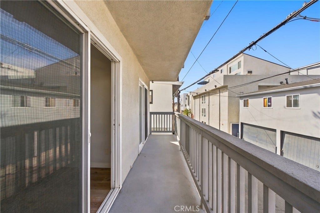 334 Palm Drive, Hermosa Beach, CA 90254 334 Palm Drive, Hermosa Beach, CA 90254