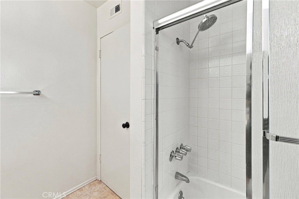 334 Palm Drive, Hermosa Beach, CA 90254 334 Palm Drive, Hermosa Beach, CA 90254
