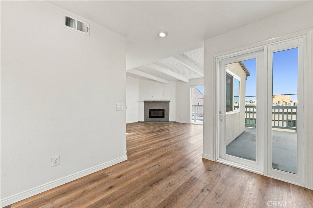 334 Palm Drive, Hermosa Beach, CA 90254 334 Palm Drive, Hermosa Beach, CA 90254