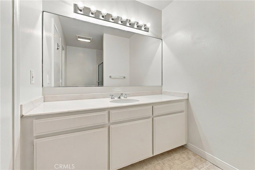 334 Palm Drive, Hermosa Beach, CA 90254 334 Palm Drive, Hermosa Beach, CA 90254
