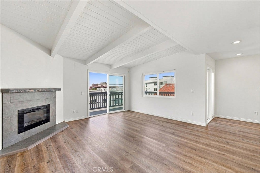 334 Palm Drive, Hermosa Beach, CA 90254 334 Palm Drive, Hermosa Beach, CA 90254