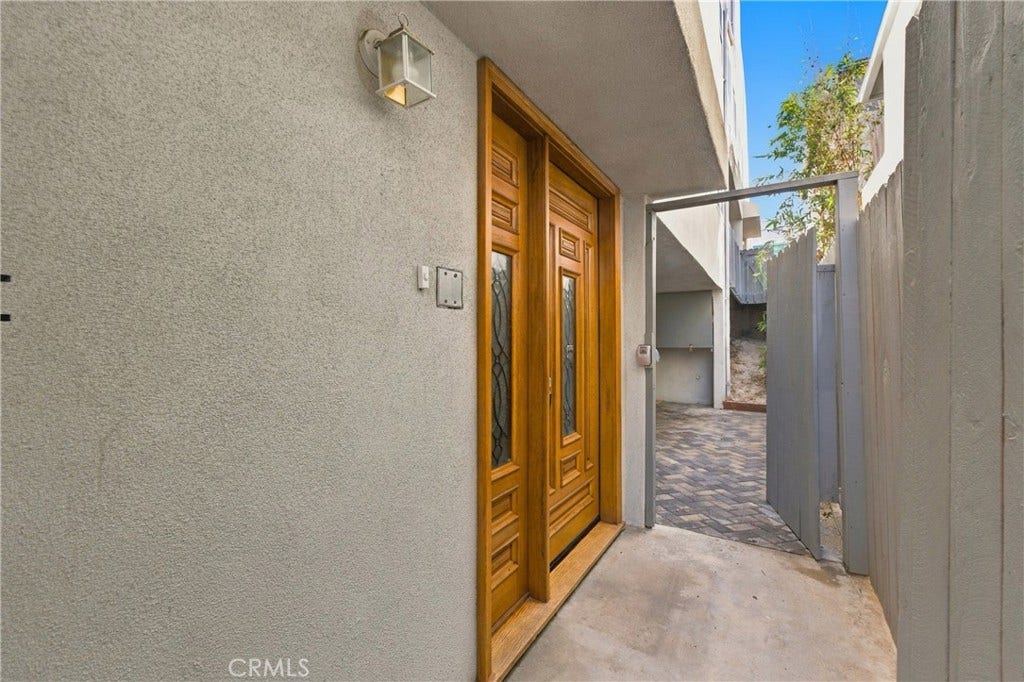 334 Palm Drive, Hermosa Beach, CA 90254 334 Palm Drive, Hermosa Beach, CA 90254