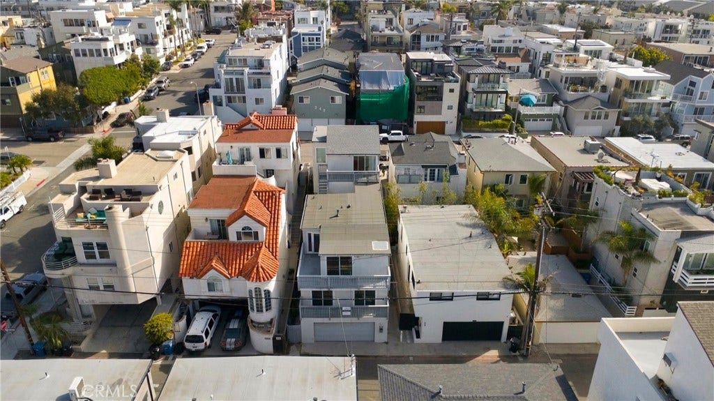 334 Palm Drive, Hermosa Beach, CA 90254 334 Palm Drive, Hermosa Beach, CA 90254