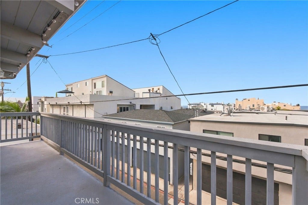334 Palm Drive, Hermosa Beach, CA 90254 334 Palm Drive, Hermosa Beach, CA 90254