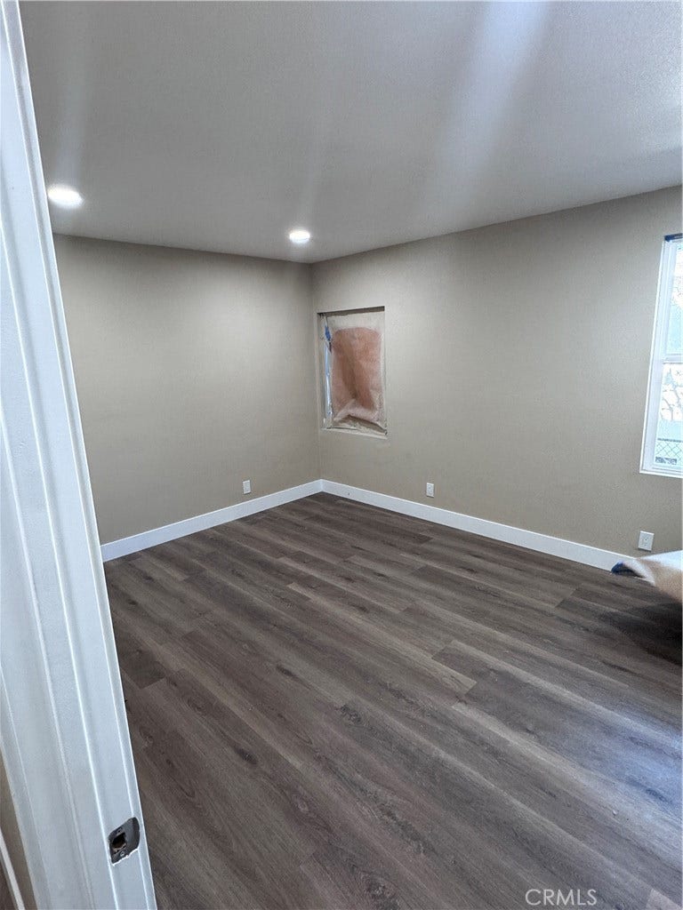 1150 W 64th Street, Los Angeles, CA 90044 1150 W 64th Street, Los Angeles, CA 90044