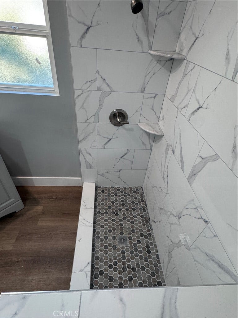 1150 W 64th Street, Los Angeles, CA 90044 1150 W 64th Street, Los Angeles, CA 90044