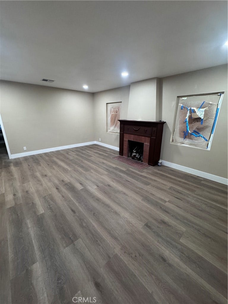 1150 W 64th Street, Los Angeles, CA 90044 1150 W 64th Street, Los Angeles, CA 90044
