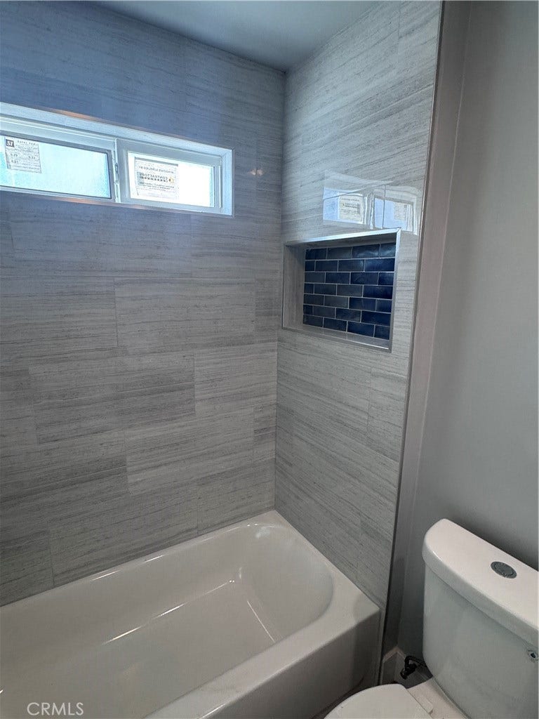 1150 W 64th Street, Los Angeles, CA 90044 1150 W 64th Street, Los Angeles, CA 90044