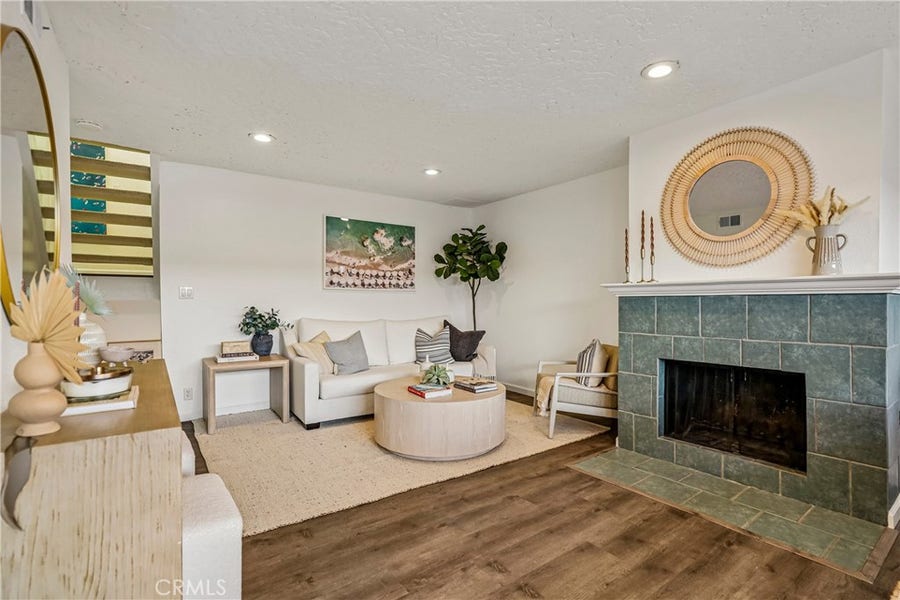 Property photo for 1456 Manhattan Beach Boulevard, #C, Manhattan Beach, CA