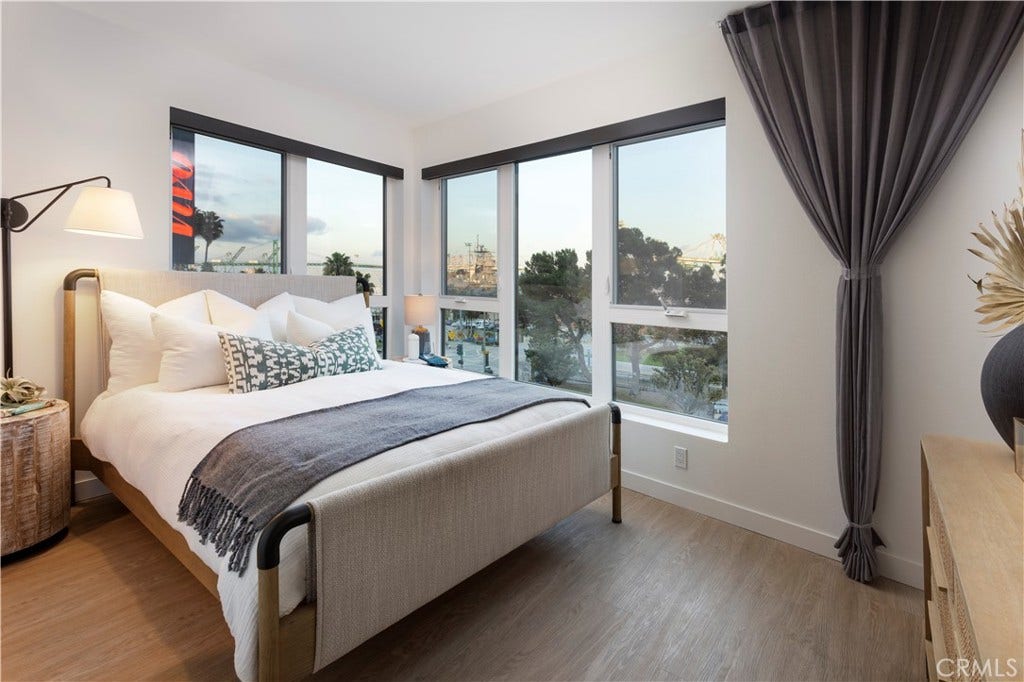 511 S Harbor, #709, San Pedro, CA 90731