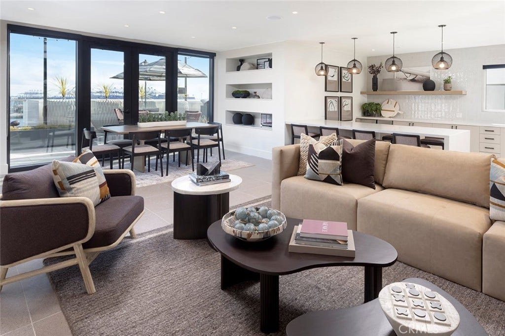 511 S Harbor, #400, San Pedro, CA 90731