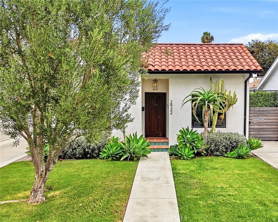Property photo for 2932 Edgehill, Los Angeles, CA