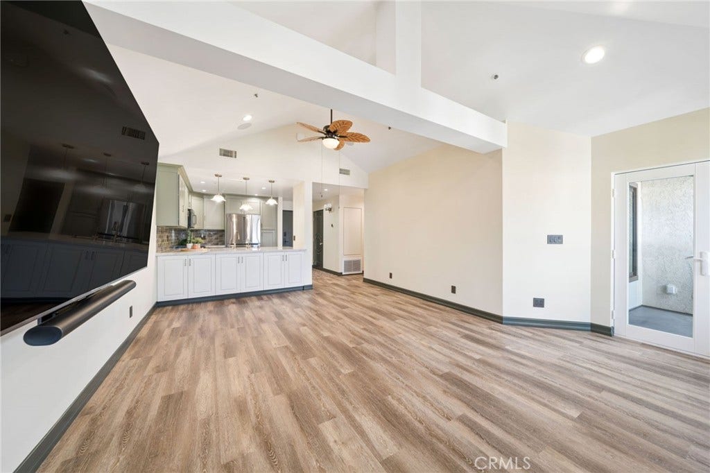 2563 Plaza Del Amo, #404, Torrance, CA 90503 2563 Plaza Del Amo, #404, Torrance, CA 90503