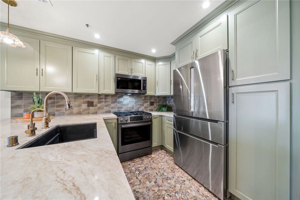 2563 Plaza Del Amo, #404, Torrance, CA 90503 2563 Plaza Del Amo, #404, Torrance, CA 90503