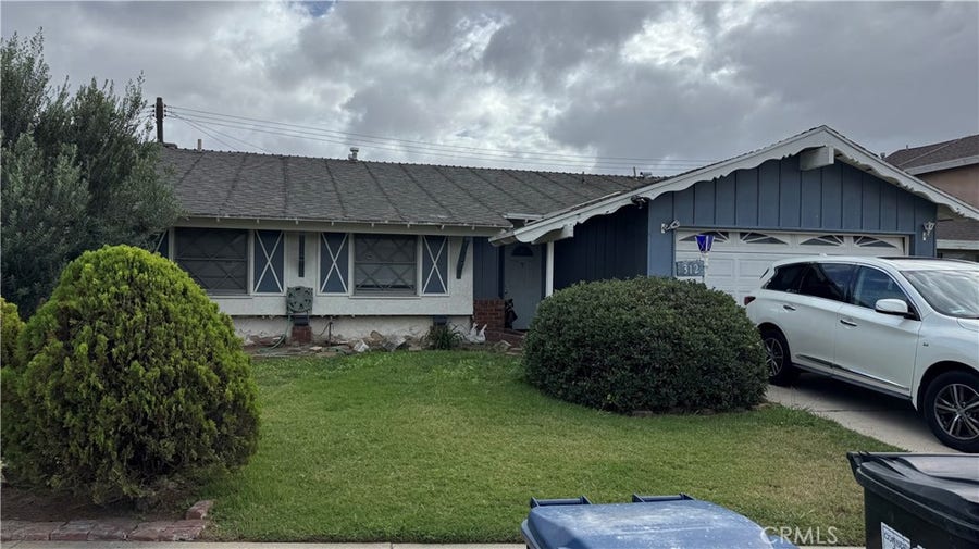 Property photo for 312 East 142nd Street, Los Angeles, CA
