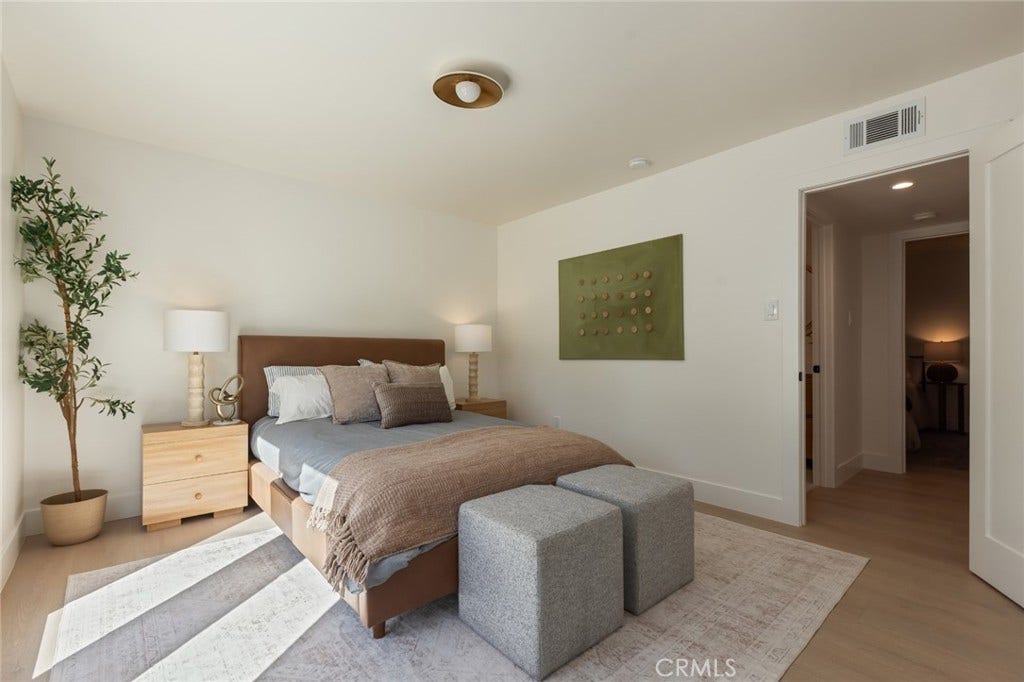 downstairs bedroom 2
