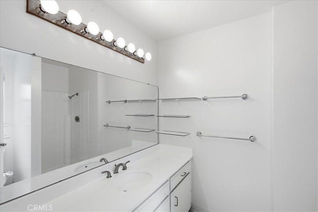 3555 Keystone Avenue, #15, Los Angeles, CA 90034